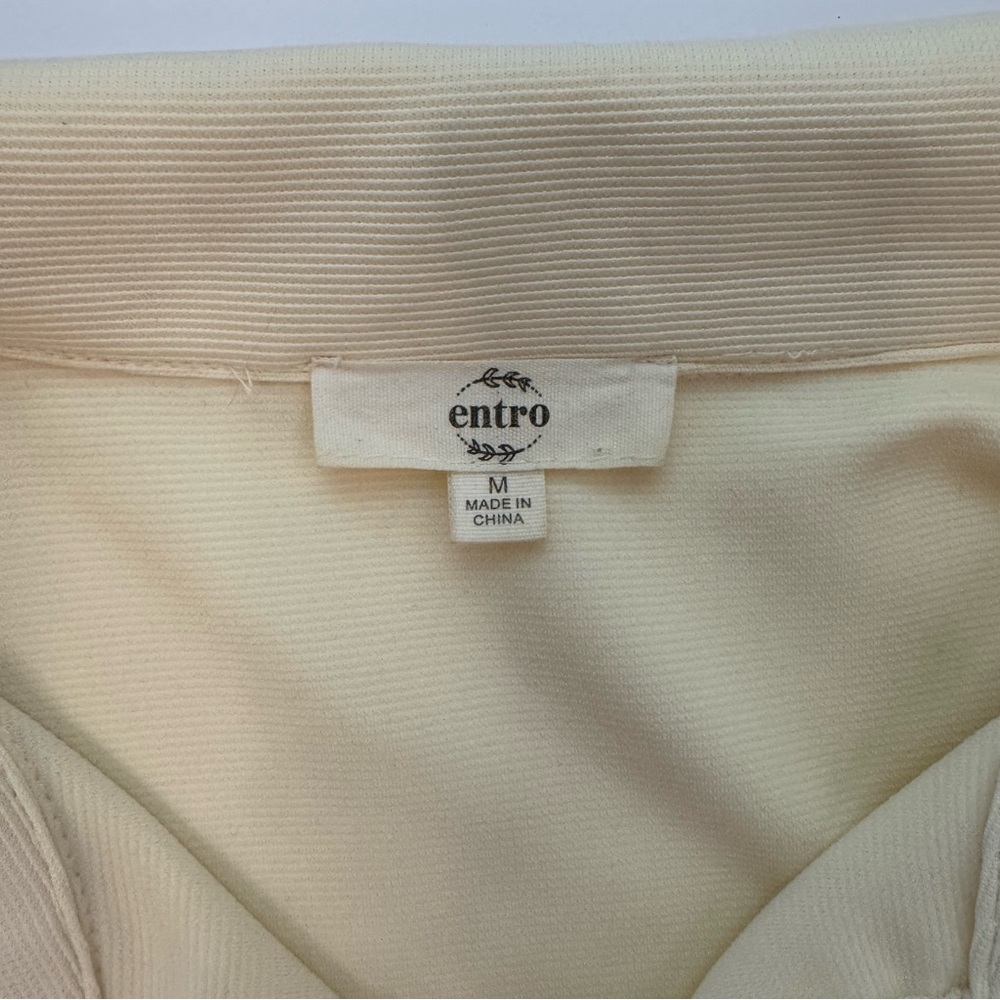 ✨ Entro Cream Short Set (Top + Shorts) - Size Medium 💫 - Picture 7 of 16